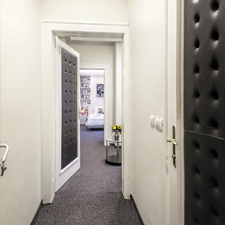 City Code Exclusive Belgrade Room photo