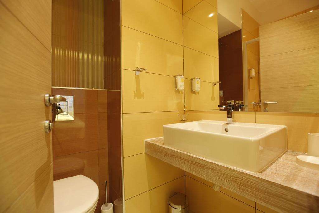 City Code Exclusive Belgrade Room photo