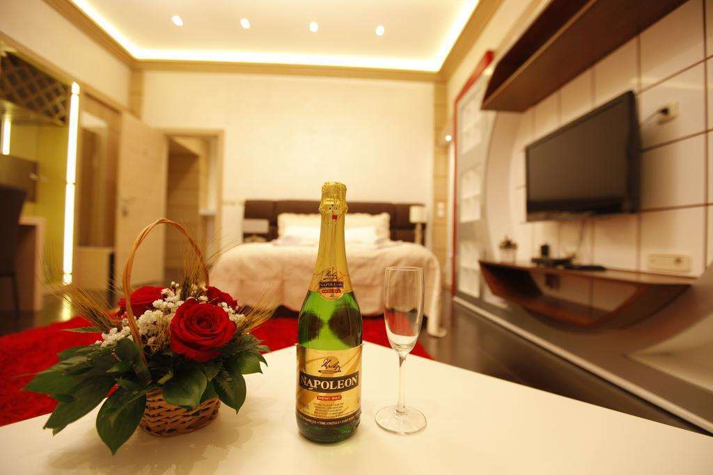 City Code Exclusive Belgrade Room photo